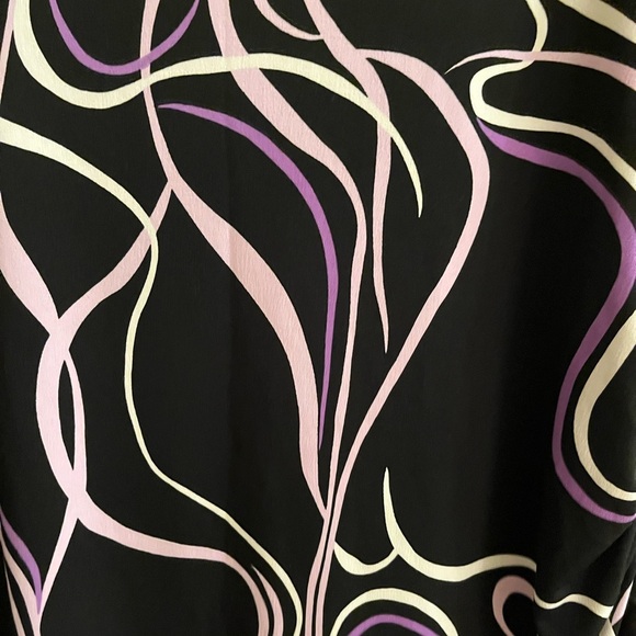 SUSAN LAWRENCE~STYLISH BLACK AND PURPLE~WOMEN’S TOP~LG - Picture 7 of 11